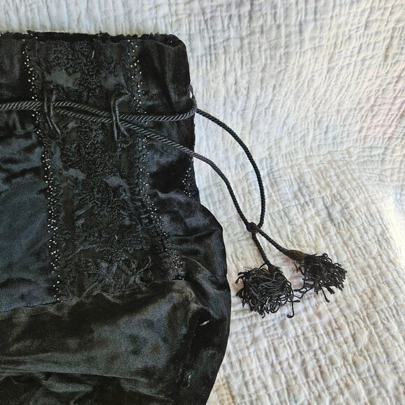 Antique Victorian Style Beaded Drawstring Purse Embroidered Velvet Reticule Bag - Picture 8 of 8